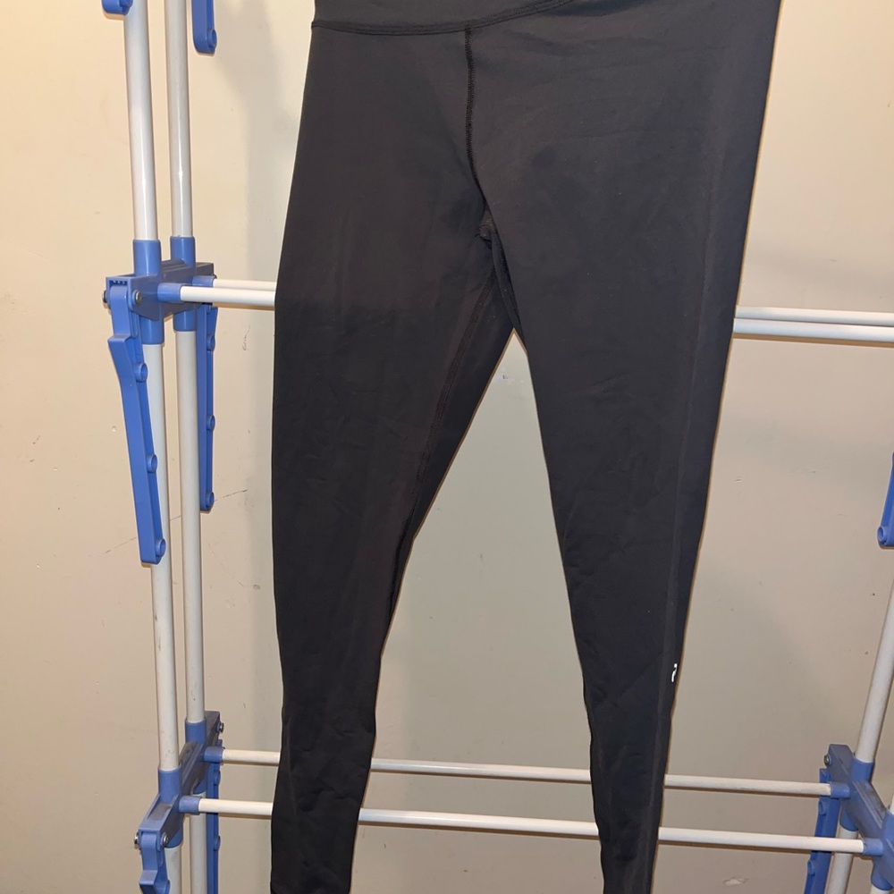 ALO Yoga Jet Black Leggings